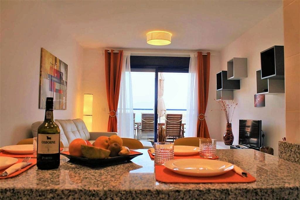 Breakfast bar